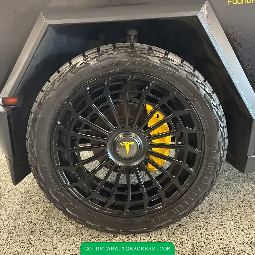 2024 Tesla Cybertruck Base