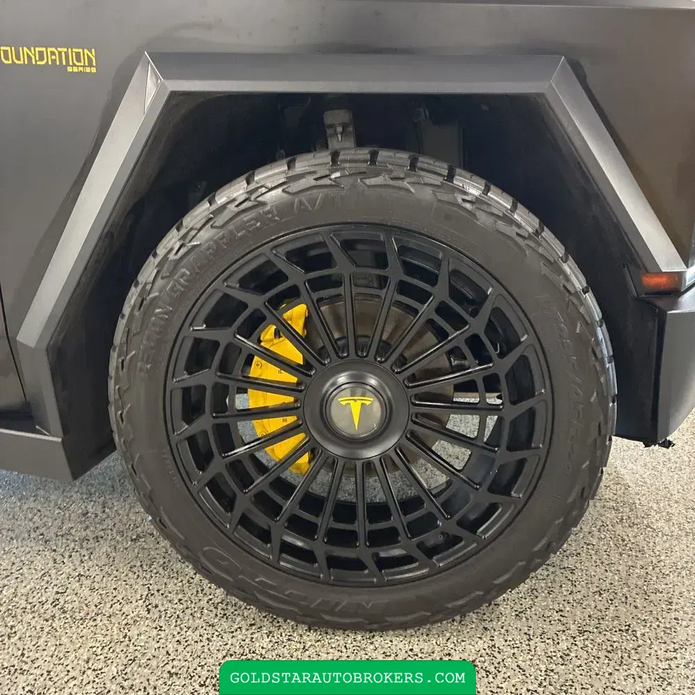 2024 Tesla Cybertruck Base