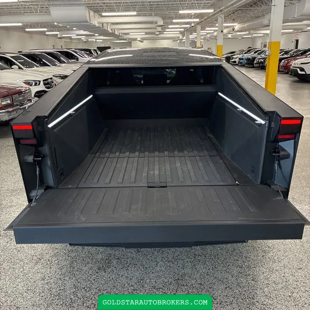 2024 Tesla Cybertruck Base