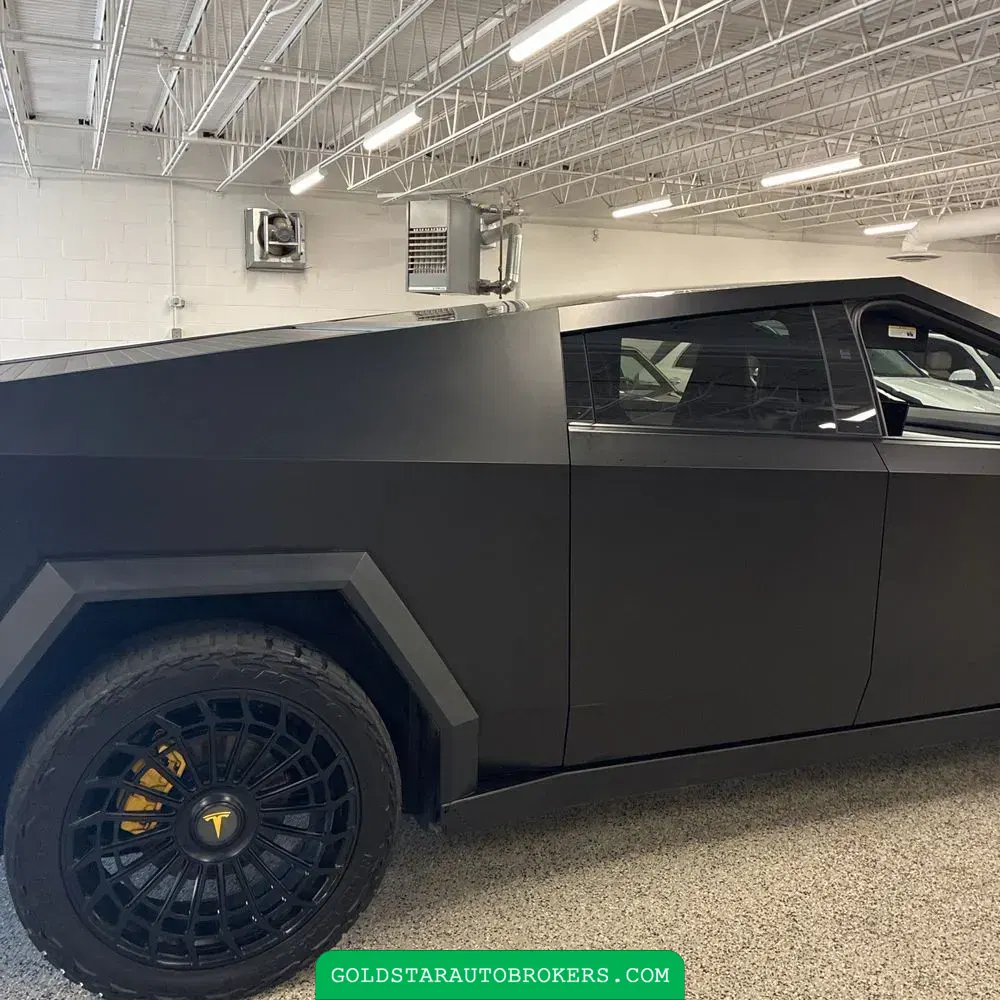 2024 Tesla Cybertruck Base