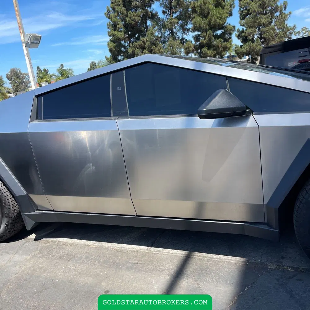 2024 Tesla Cybertruck Base