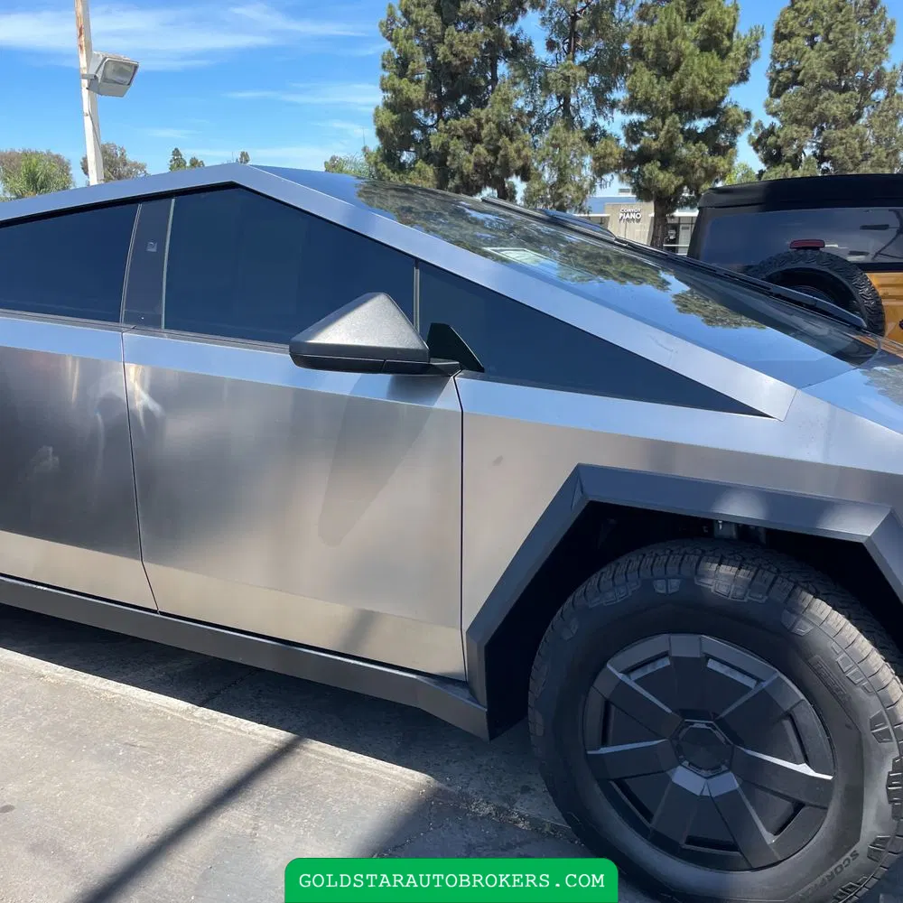 2024 Tesla Cybertruck Base