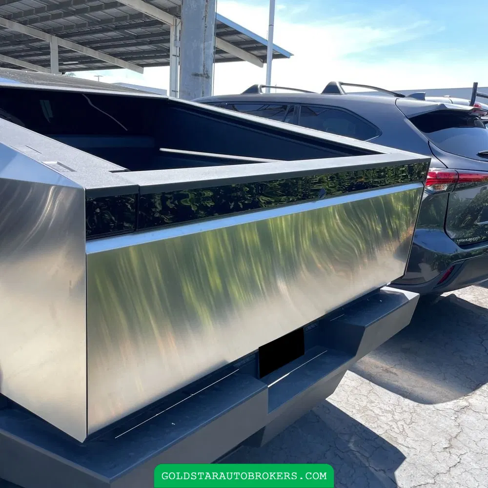 2024 Tesla Cybertruck Base