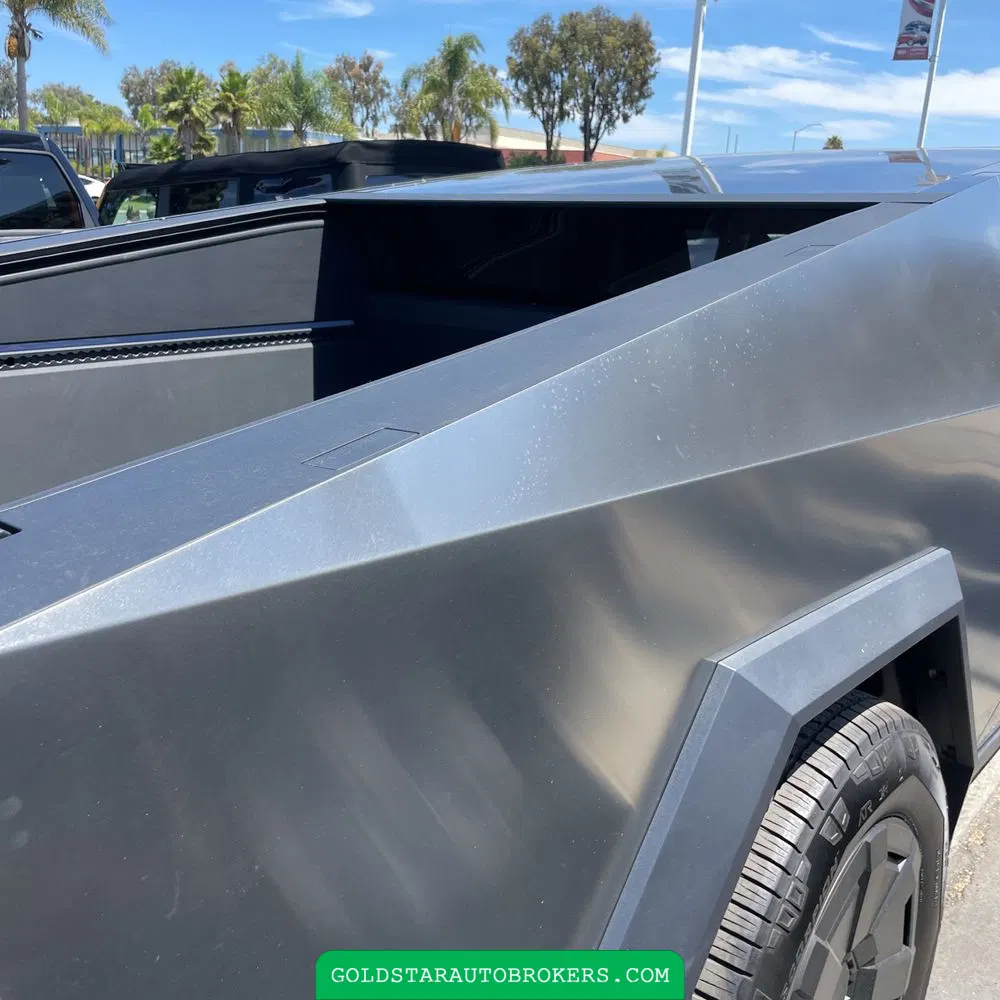 2024 Tesla Cybertruck Base
