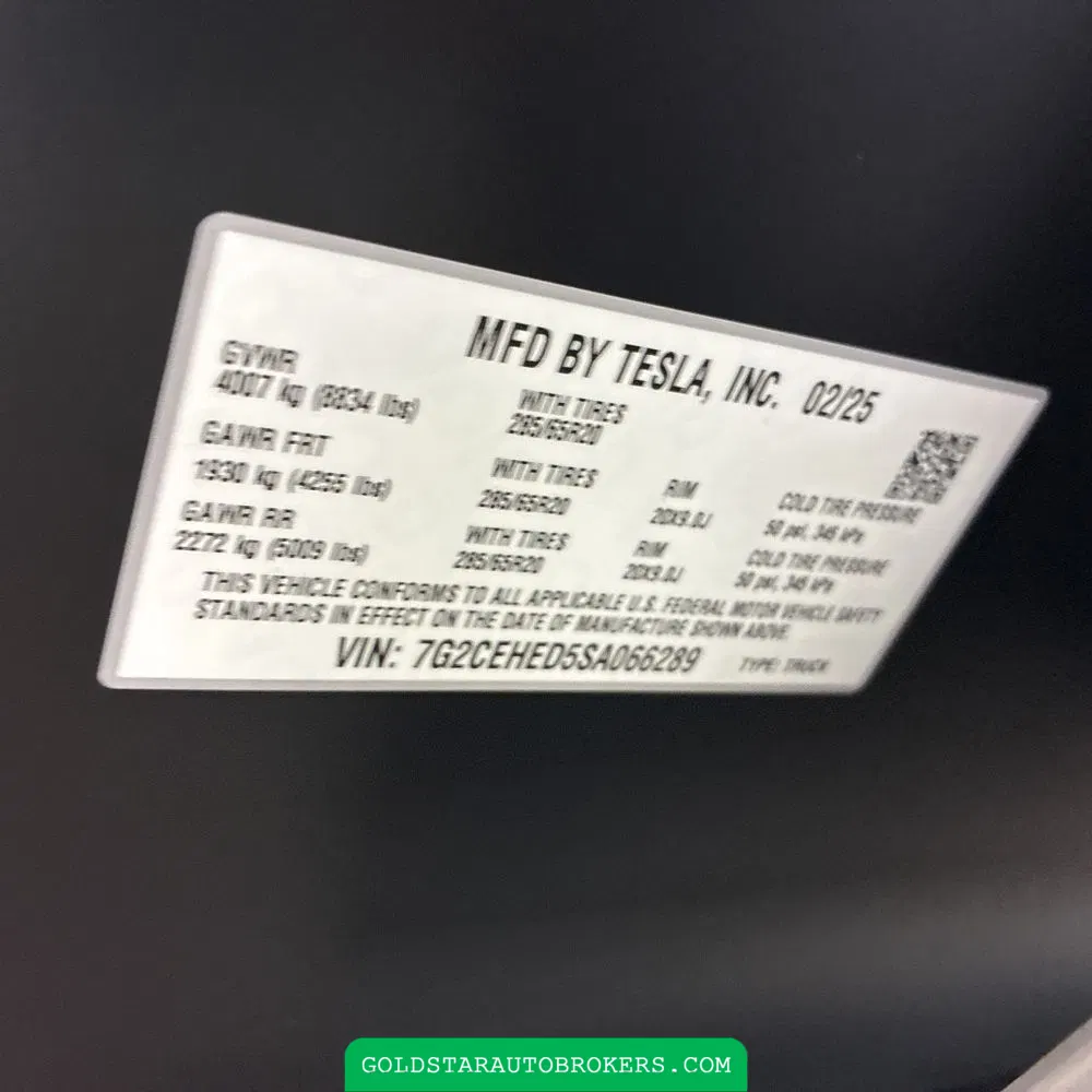 2025 Tesla Cybertruck Base