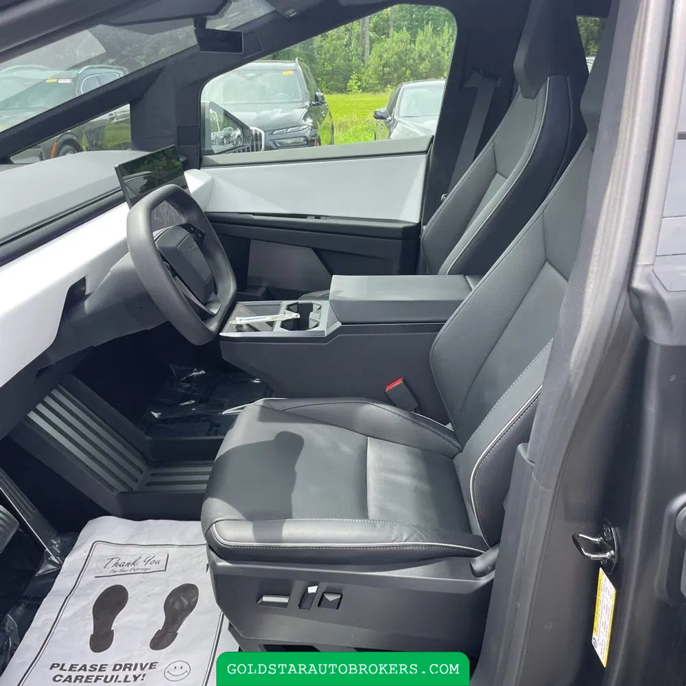 2024 Tesla Cybertruck Base
