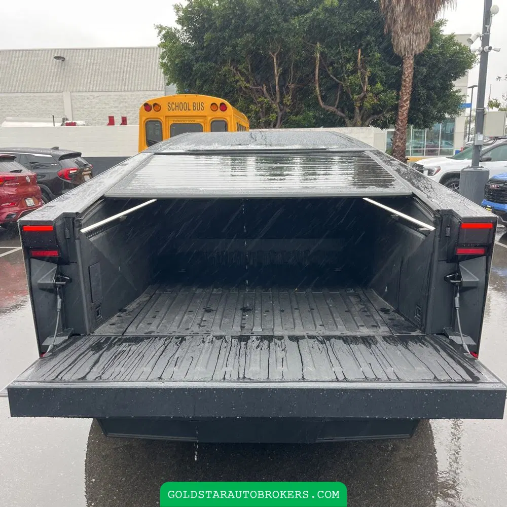 2024 Tesla Cybertruck Base