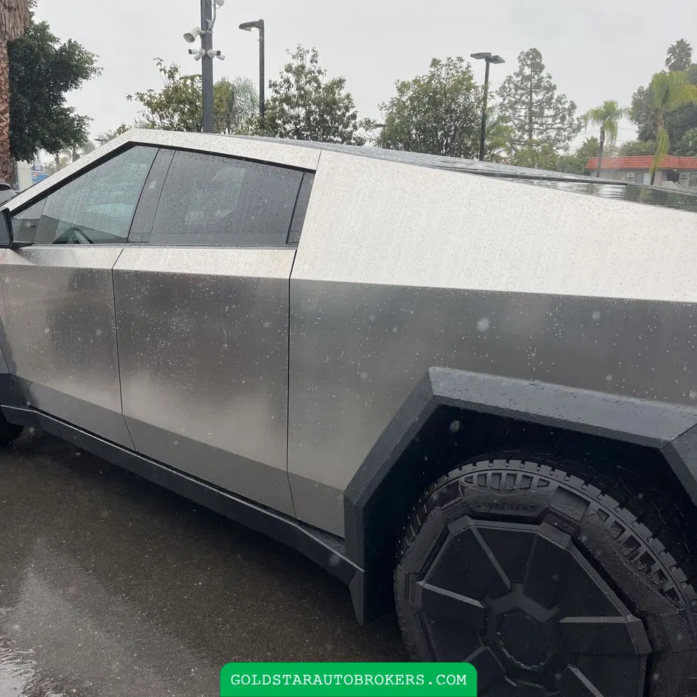 2024 Tesla Cybertruck Base
