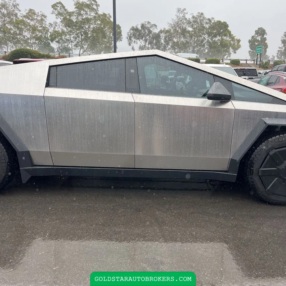 2024 Tesla Cybertruck Base