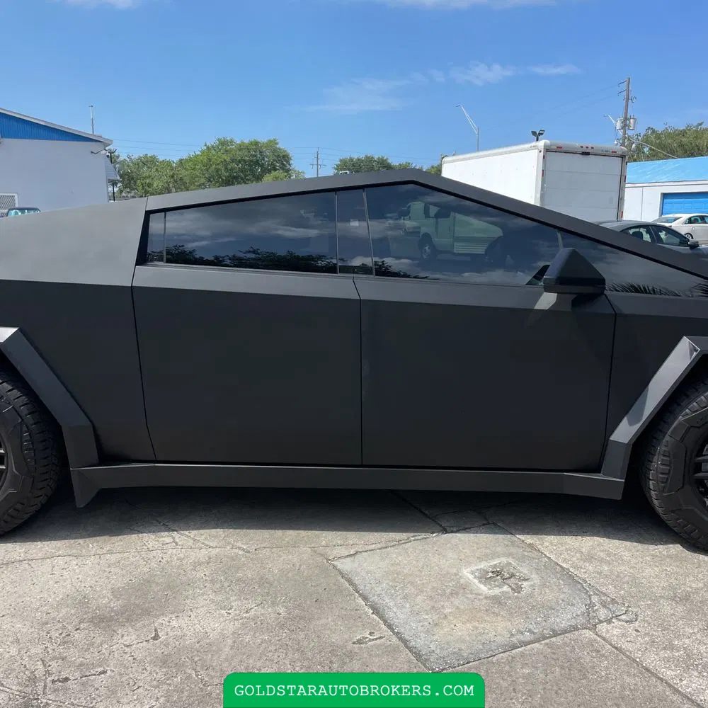 2024 Tesla Cybertruck Base