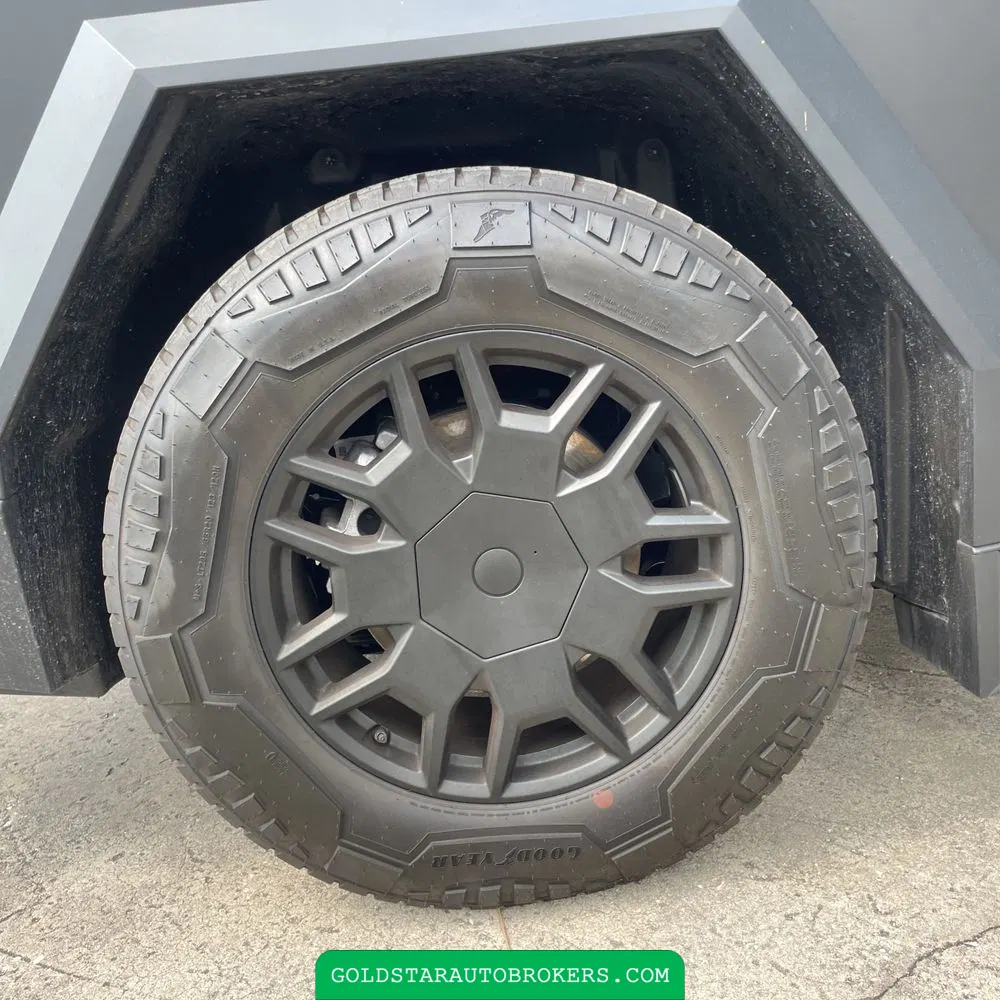 2024 Tesla Cybertruck Base