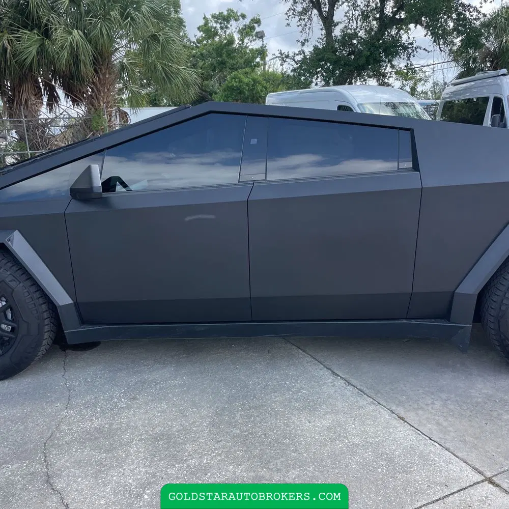 2024 Tesla Cybertruck Base