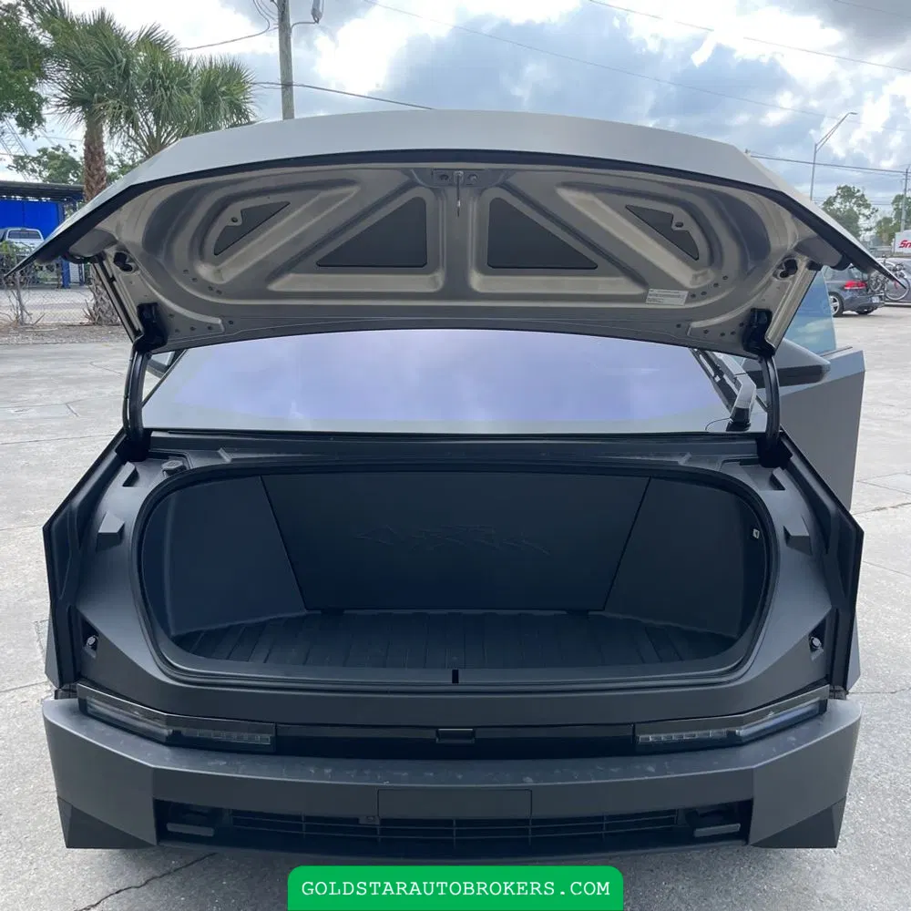 2024 Tesla Cybertruck Base