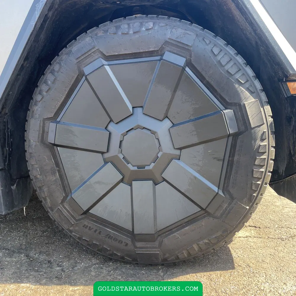 2024 Tesla Cybertruck Base