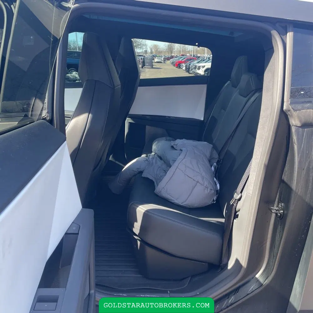 2024 Tesla Cybertruck Base