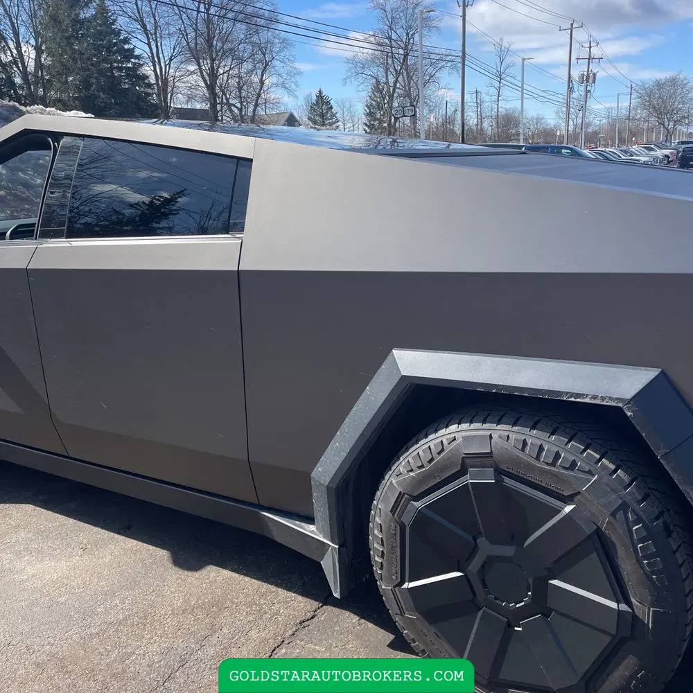 2024 Tesla Cybertruck Base