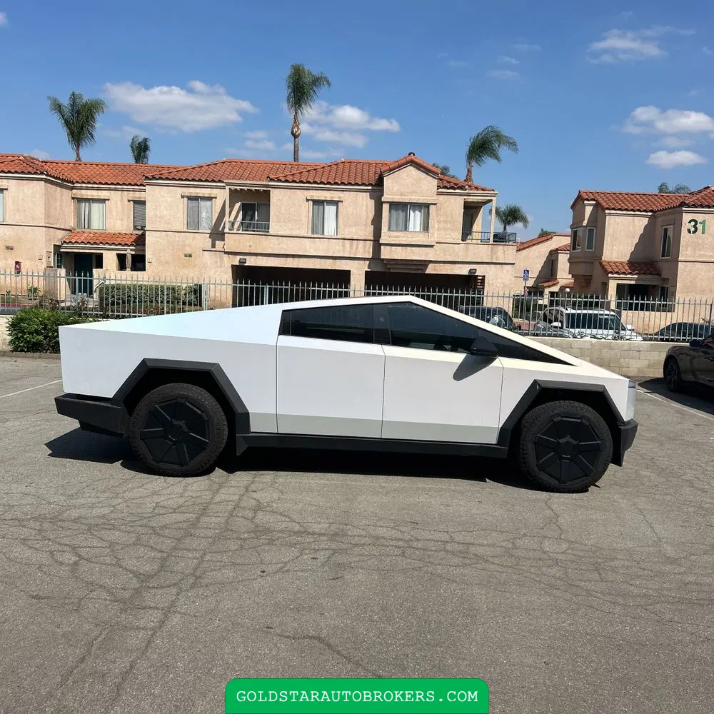 2024 Tesla Cybertruck Base
