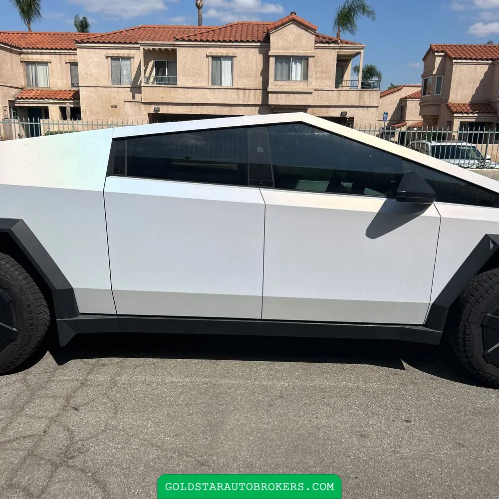 2024 Tesla Cybertruck Base