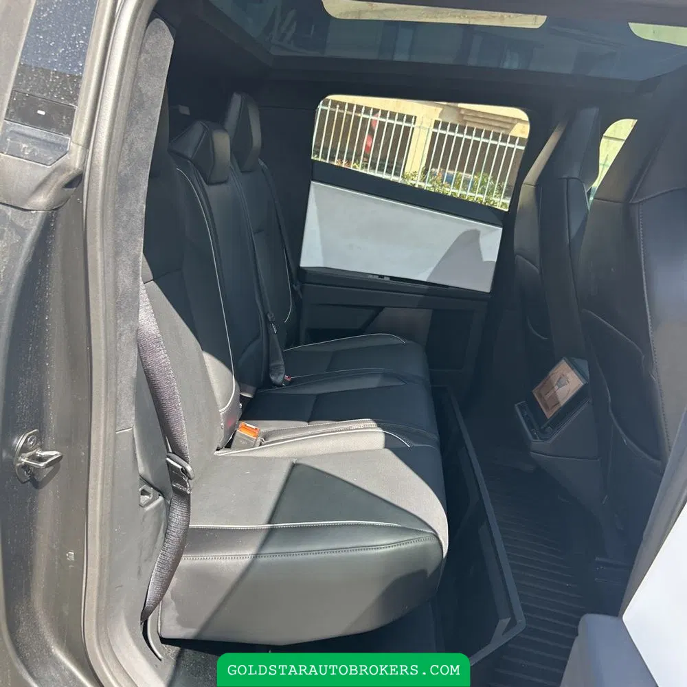 2024 Tesla Cybertruck Base