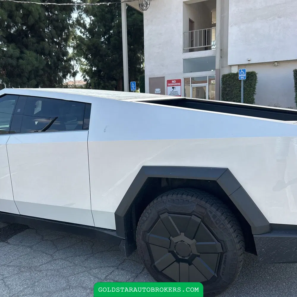 2024 Tesla Cybertruck Base
