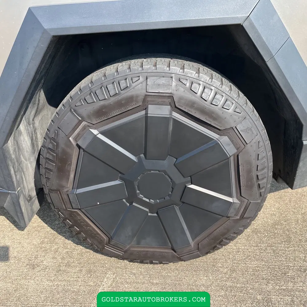 2024 Tesla Cybertruck Base