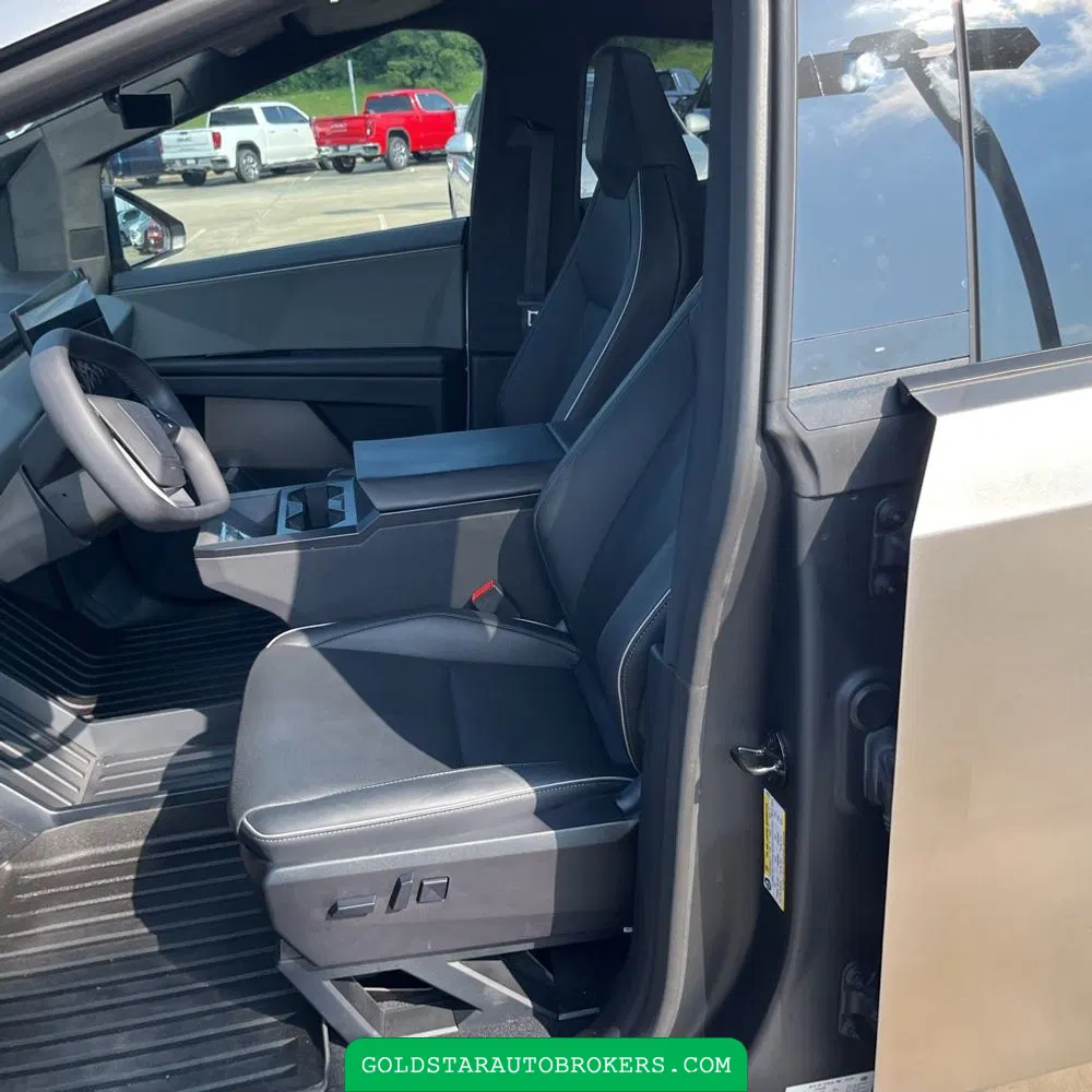 2024 Tesla Cybertruck Base