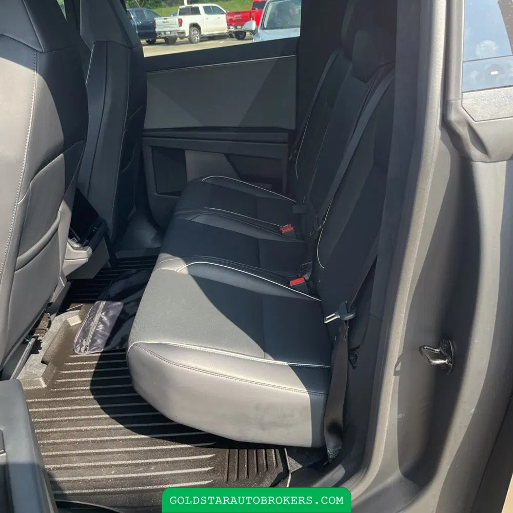 2024 Tesla Cybertruck Base