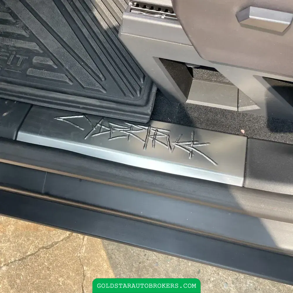 2024 Tesla Cybertruck Base