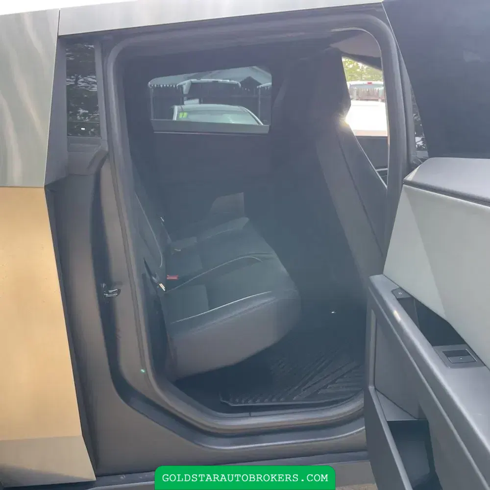 2024 Tesla Cybertruck Base