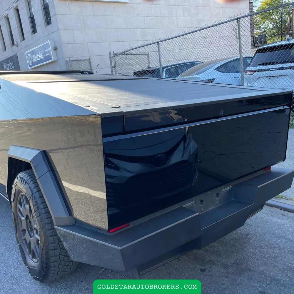 2024 Tesla Cybertruck Base