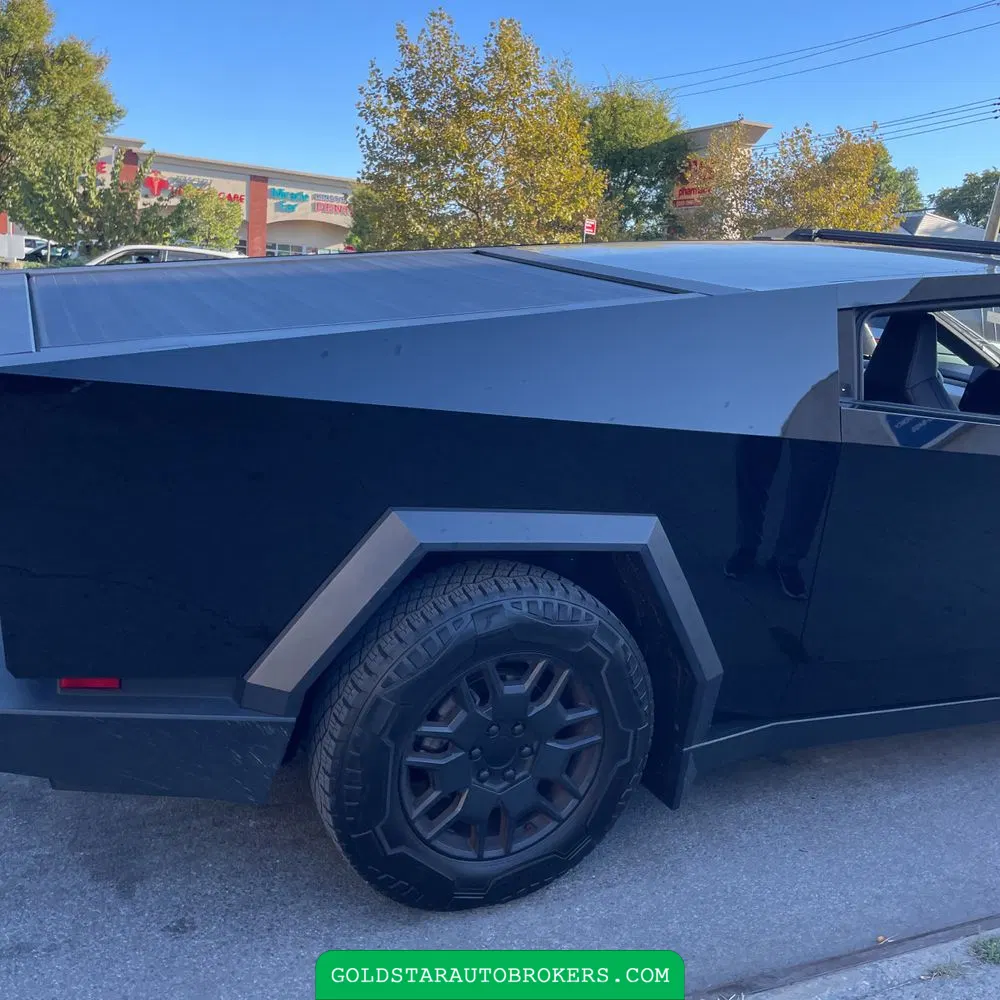 2024 Tesla Cybertruck Base