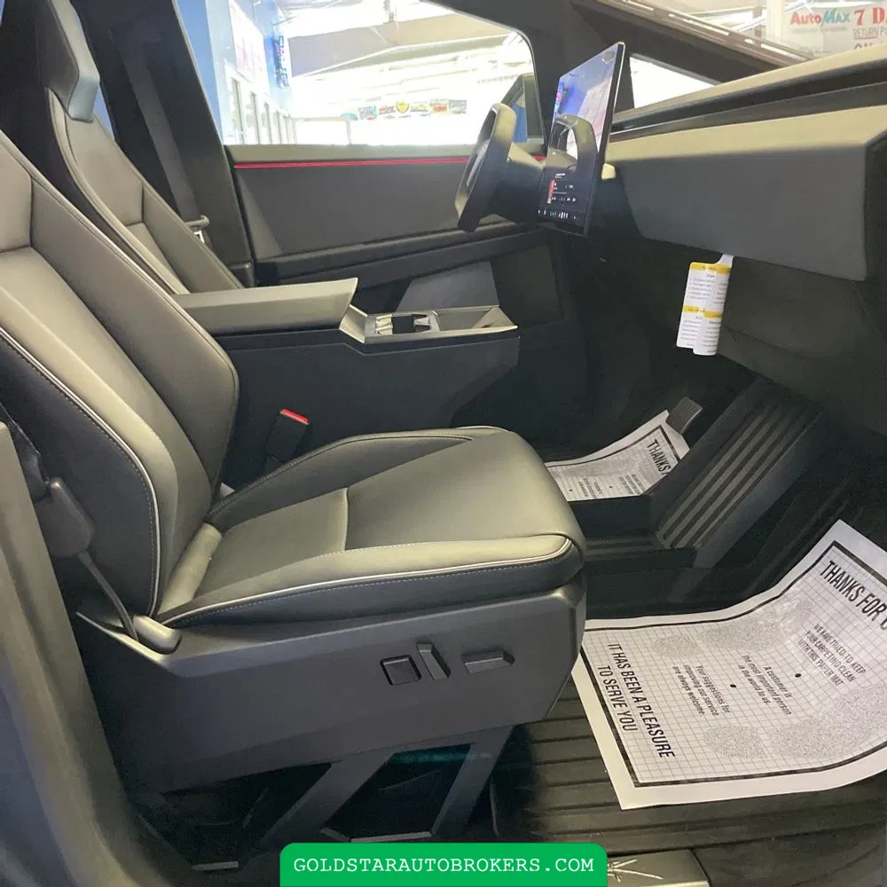 2024 Tesla Cybertruck Base