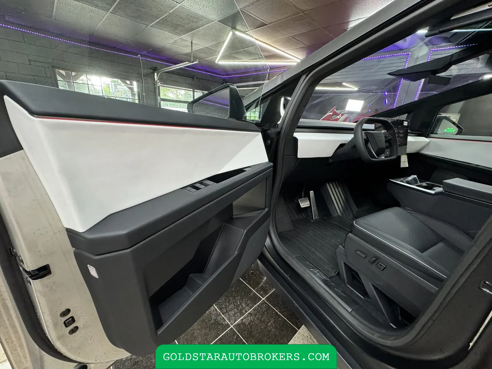 2024 Tesla Cybertruck AWD Foundation Series
