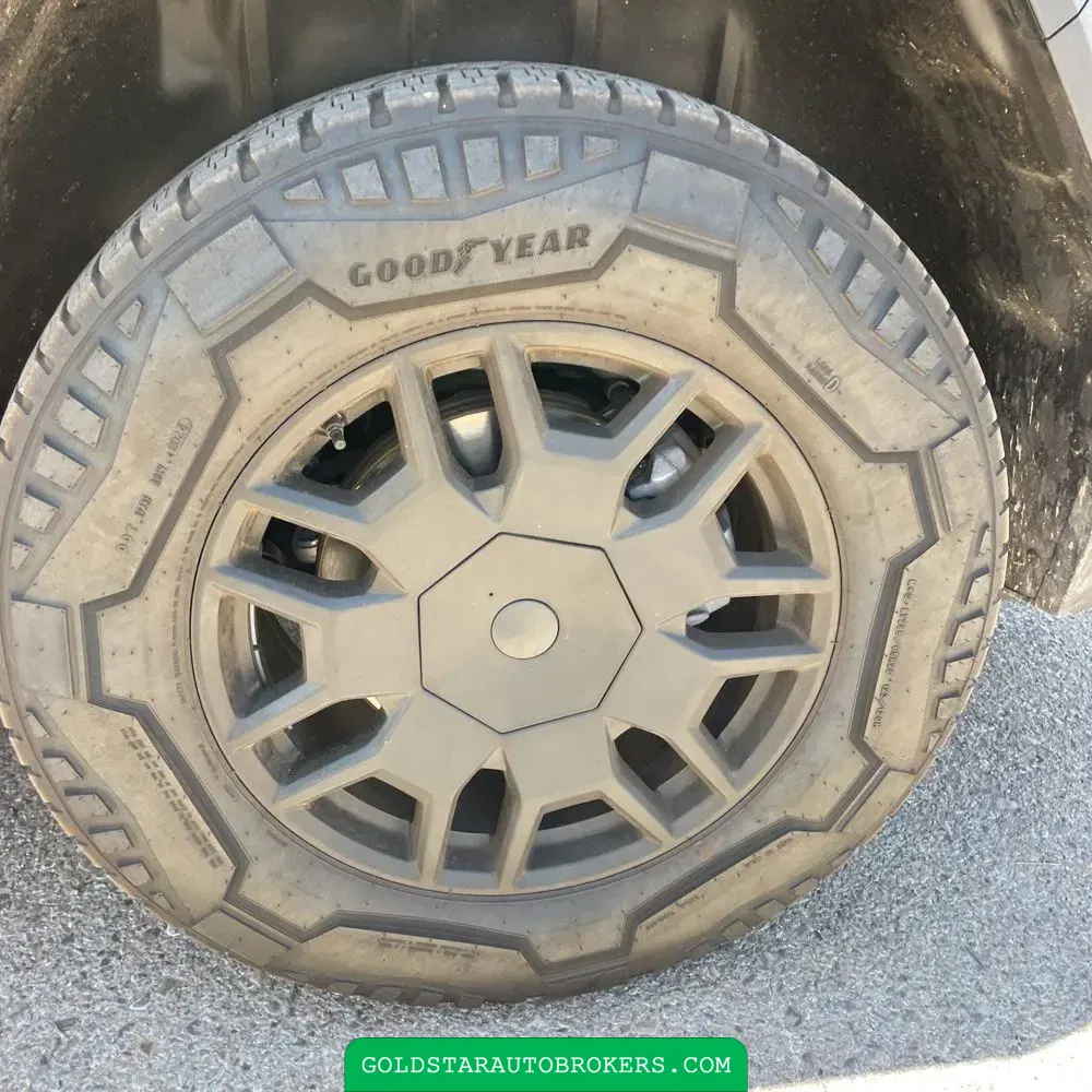 2024 Tesla Cybertruck Base