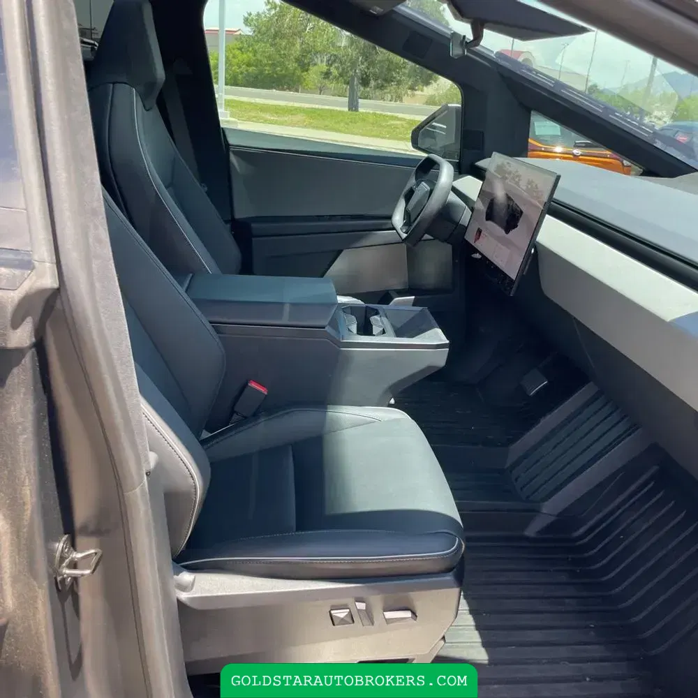2024 Tesla Cybertruck Base