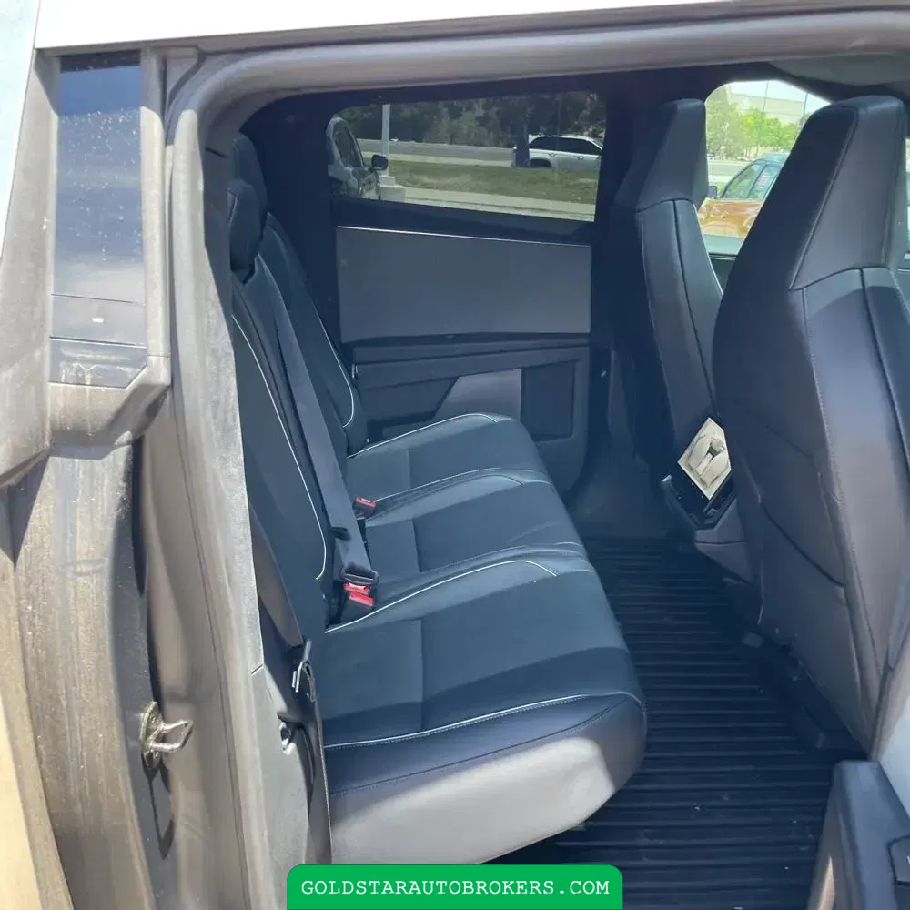 2024 Tesla Cybertruck Base