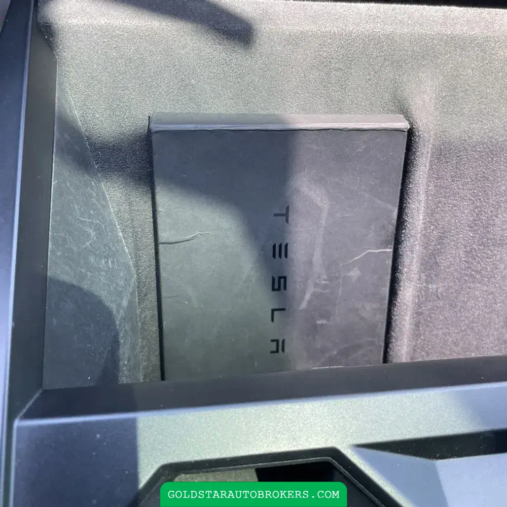2024 Tesla Cybertruck Base