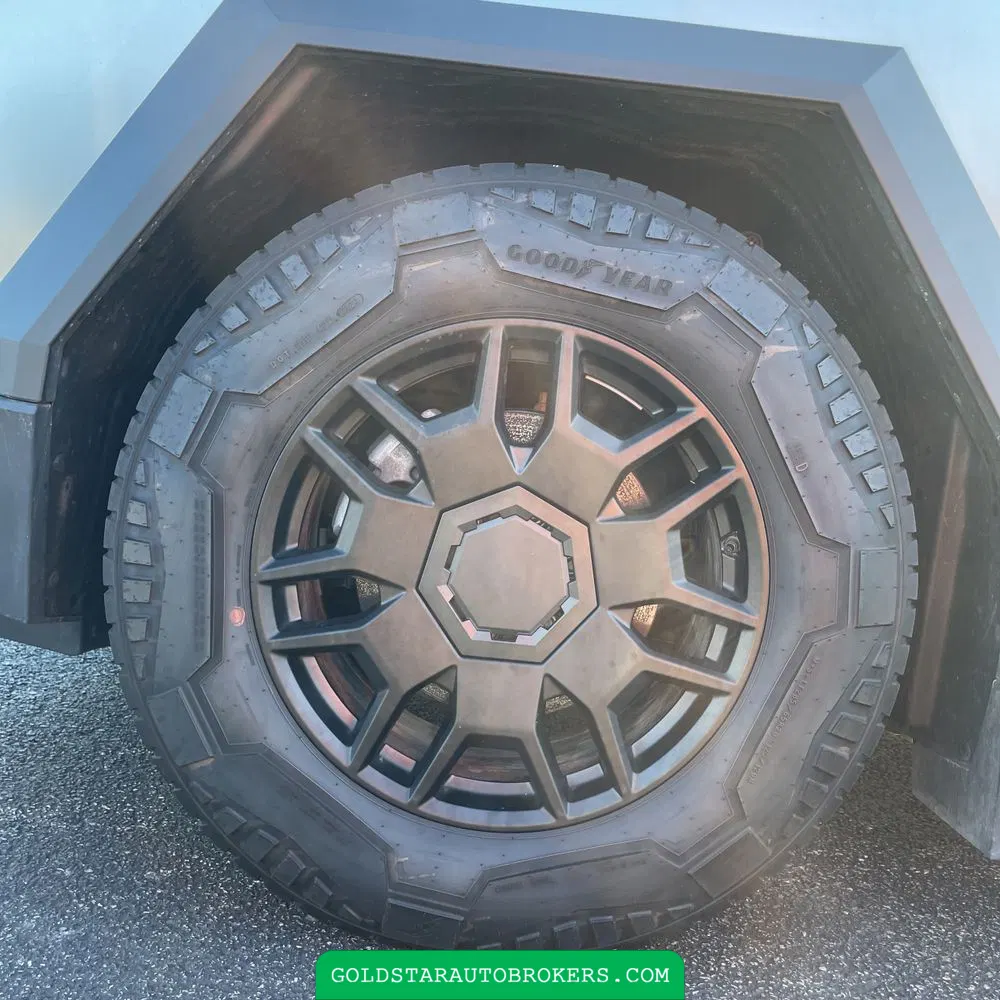 2024 Tesla Cybertruck Base
