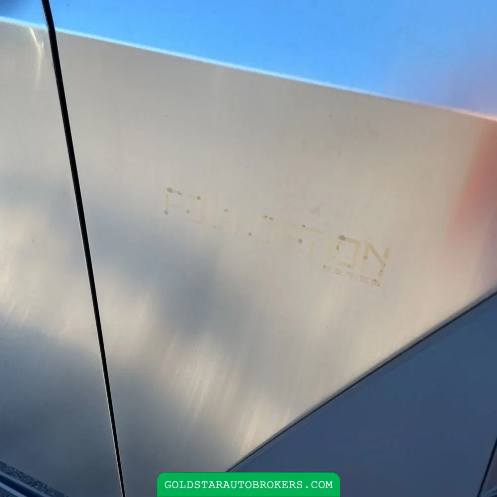 2024 Tesla Cybertruck Base