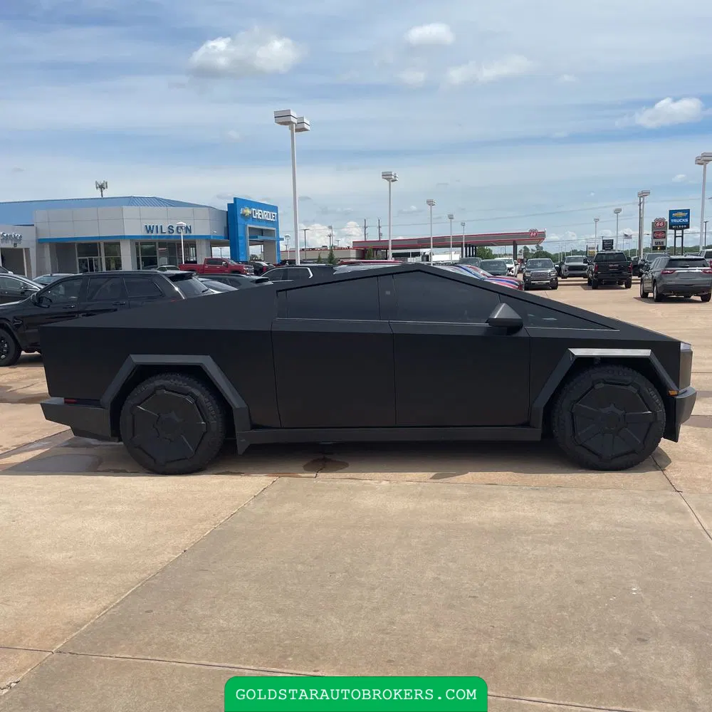 2024 Tesla Cybertruck Base