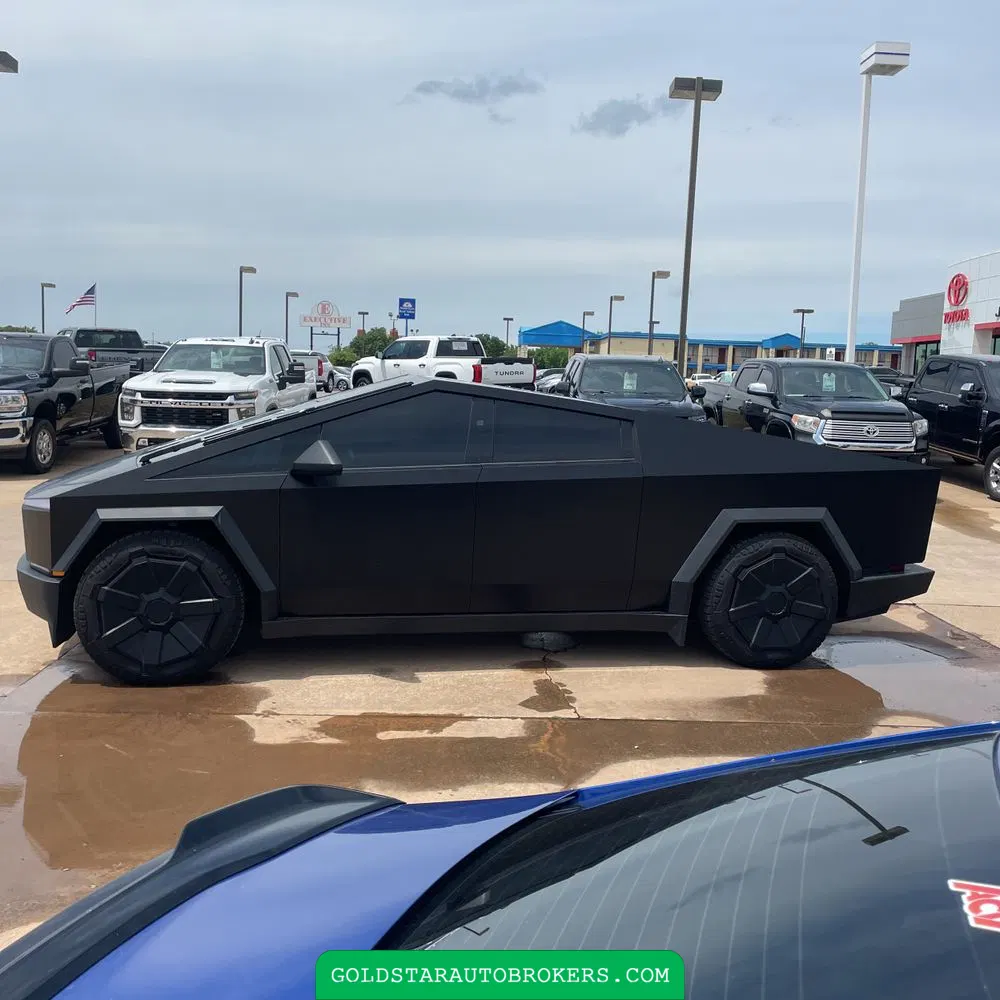 2024 Tesla Cybertruck Base