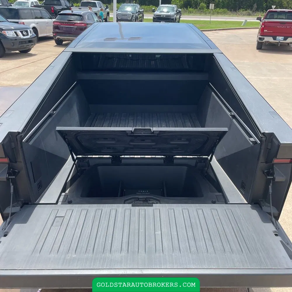 2024 Tesla Cybertruck Base
