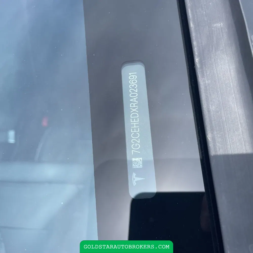 2024 Tesla Cybertruck Base