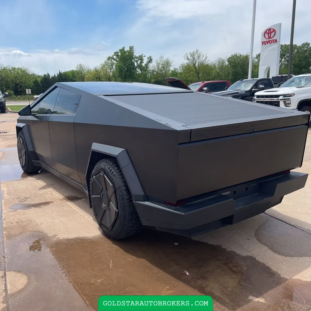 2024 Tesla Cybertruck Base
