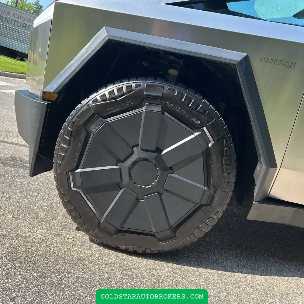 2024 Tesla Cybertruck Base