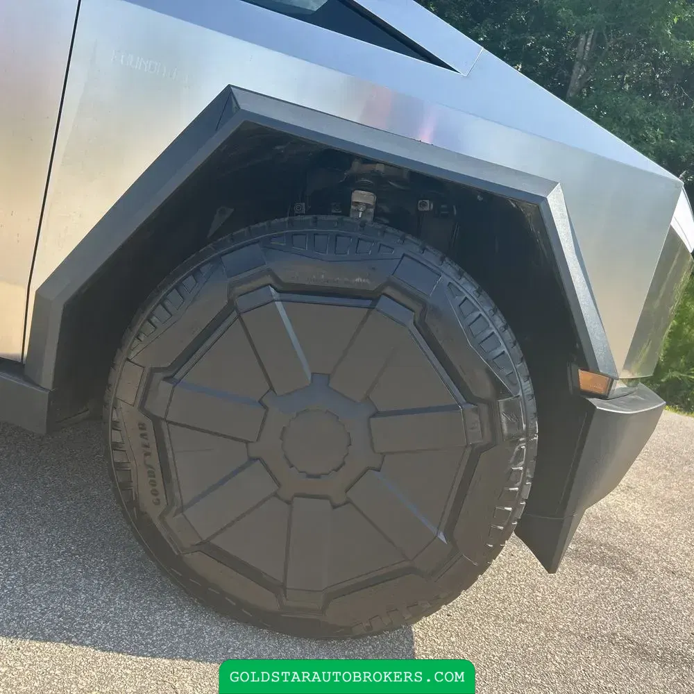 2024 Tesla Cybertruck Base