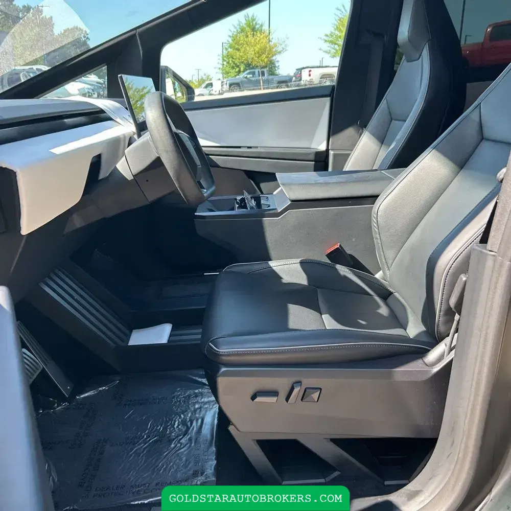 2024 Tesla Cybertruck Base