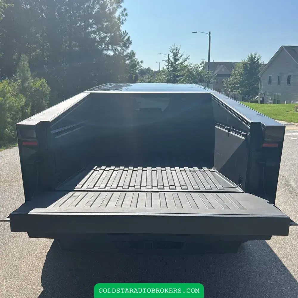 2024 Tesla Cybertruck Base
