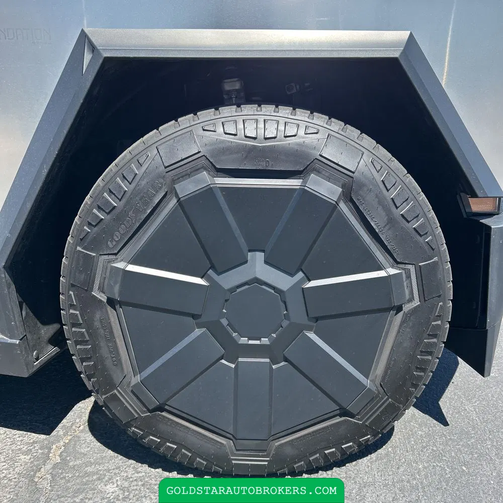 2024 Tesla Cybertruck CyberBeast