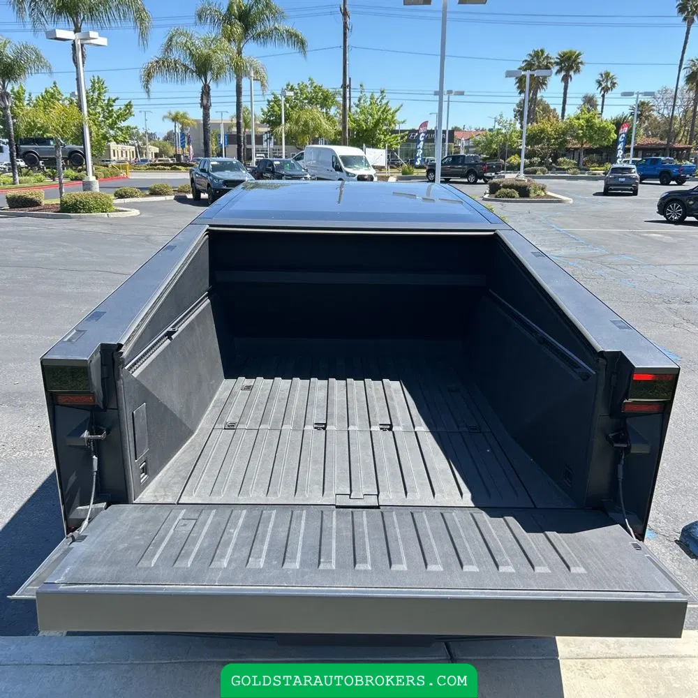 2024 Tesla Cybertruck CyberBeast